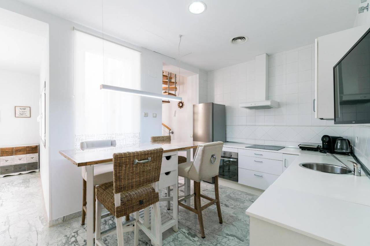 Veoapartment Ciriaco Seville Ngoại thất bức ảnh