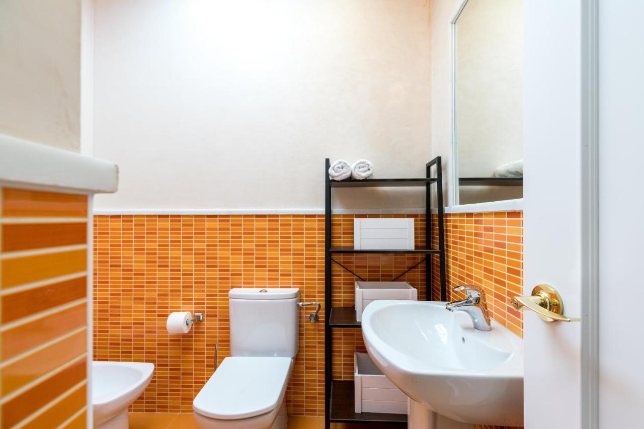 Veoapartment Ciriaco Seville Ngoại thất bức ảnh