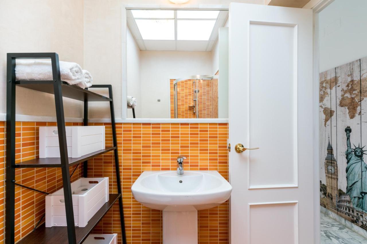 Veoapartment Ciriaco Seville Ngoại thất bức ảnh