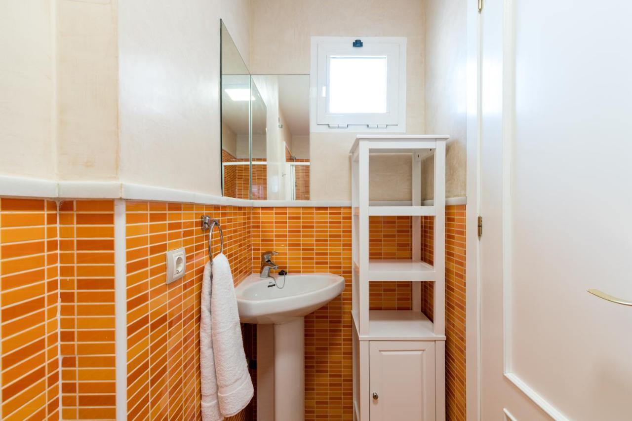 Veoapartment Ciriaco Seville Ngoại thất bức ảnh